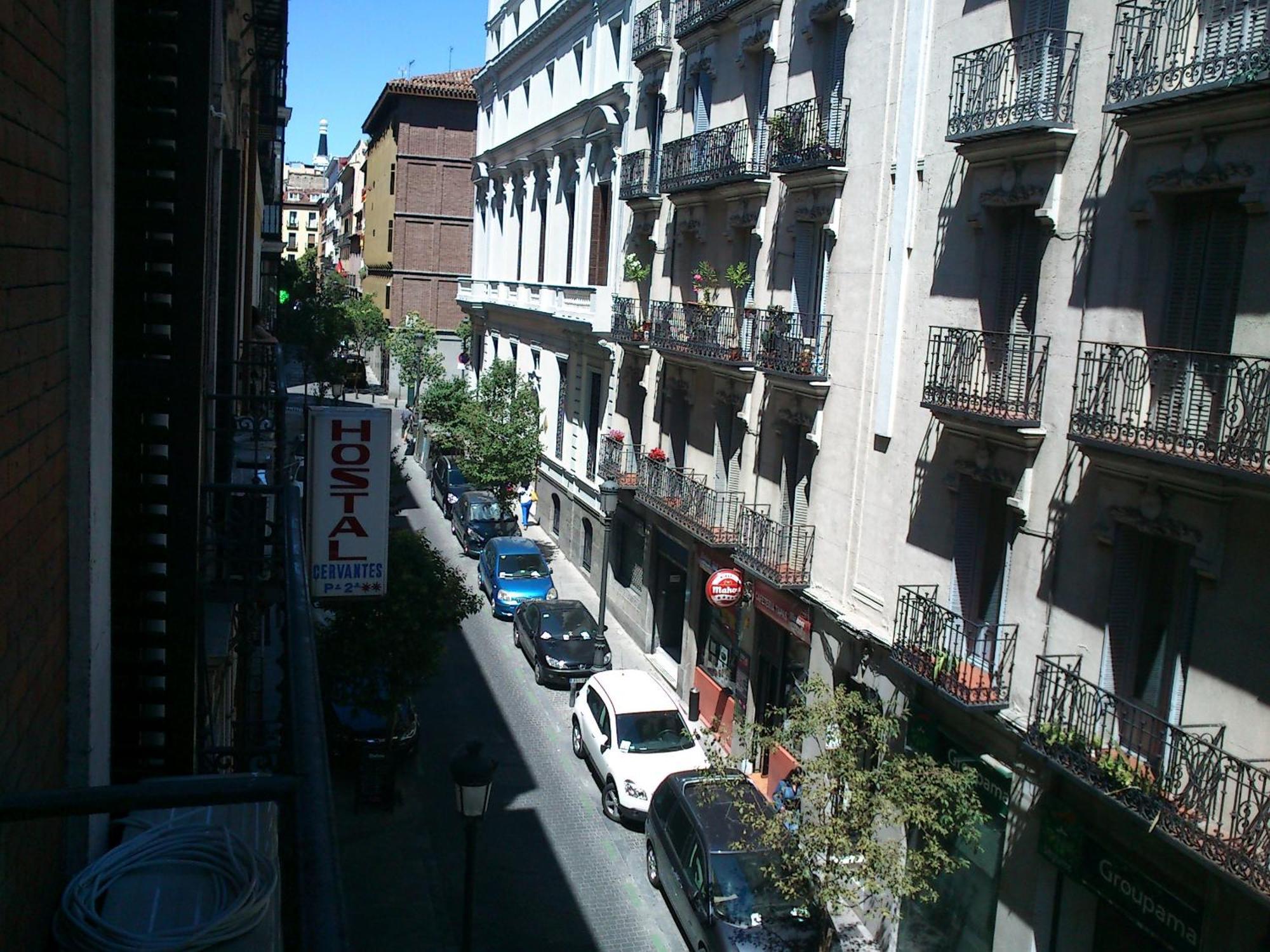 Hostal Cervantes Мадрид Екстериор снимка